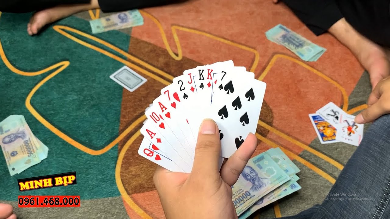 Cách Chơi Bài Sâm: Hướng Dẫn Chi Tiết Cho Người Mới Bắt Đầu 4 Cách Chơi Bài Sâm: Hướng Dẫn Chi Tiết Cho Người Mới Bắt Đầu image-1731646167490