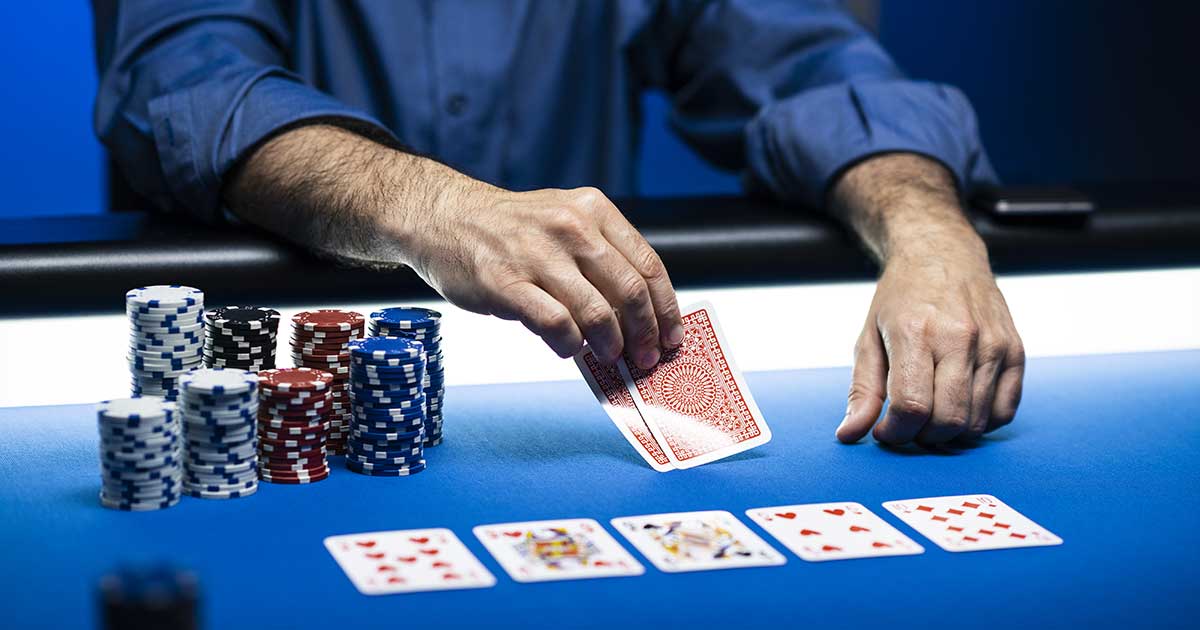 Hướng Dẫn Chi Tiết Cách Chơi Poker Cho Người Mới Bắt Đầu 5 Hướng Dẫn Chi Tiết Cách Chơi Poker Cho Người Mới Bắt Đầu image-1731645371587