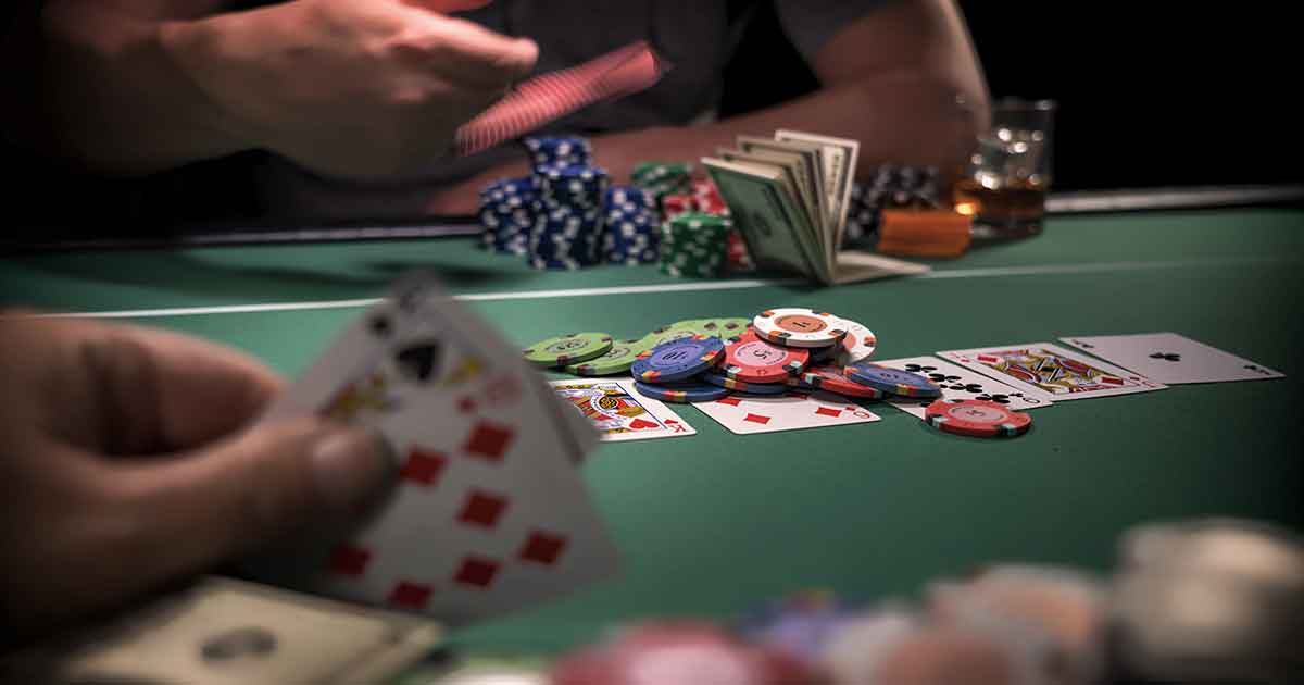 Hướng Dẫn Chi Tiết Cách Chơi Poker Cho Người Mới Bắt Đầu 6 Hướng Dẫn Chi Tiết Cách Chơi Poker Cho Người Mới Bắt Đầu image-1731645373079