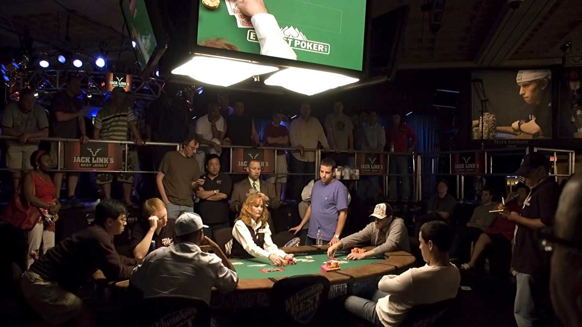 Cách Chơi Poker Tournament: Hướng Dẫn Chi Tiết Từ A Đến Z 5 Cách Chơi Poker Tournament: Hướng Dẫn Chi Tiết Từ A Đến Z image-1731646237481