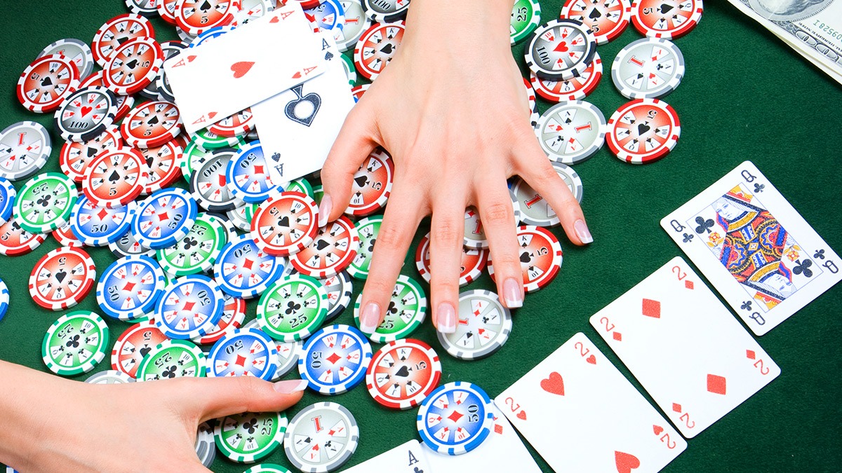 Cách Đánh Cash Poker: Bí Quyết Hiệu Quả Cho Người Chơi Việt Nam image-1731647411222